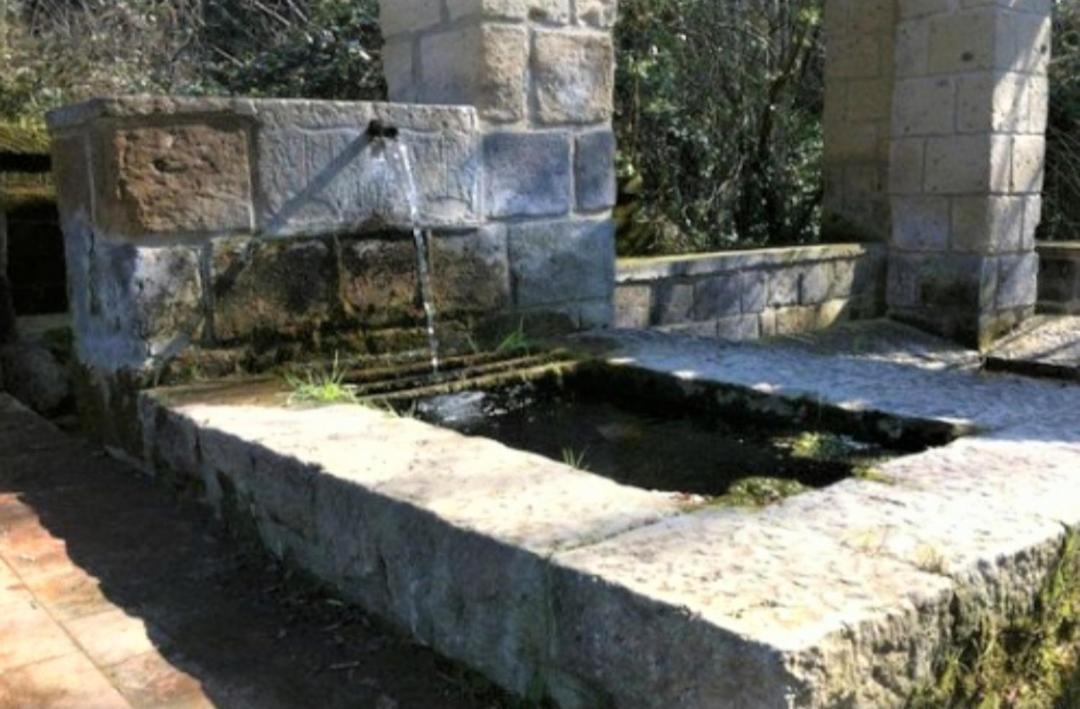 Apartamento La Casa Nel Borgo SantʼAgata deʼ Goti Exterior foto